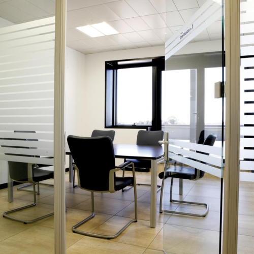 Francesco Ferrari - Arredamenti ufficio, pareti, sedute e fonoisolamento